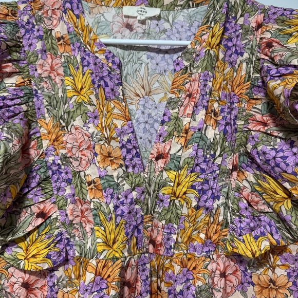 Entro Vibrant Floral Ruffle Blouse - Picture 3 of 9